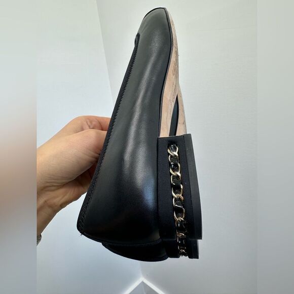 Chanel Black Lambskin Leather Interlocking CC Pointed Toe Chain Loafer Size 39.5 - Picture 15 of 15